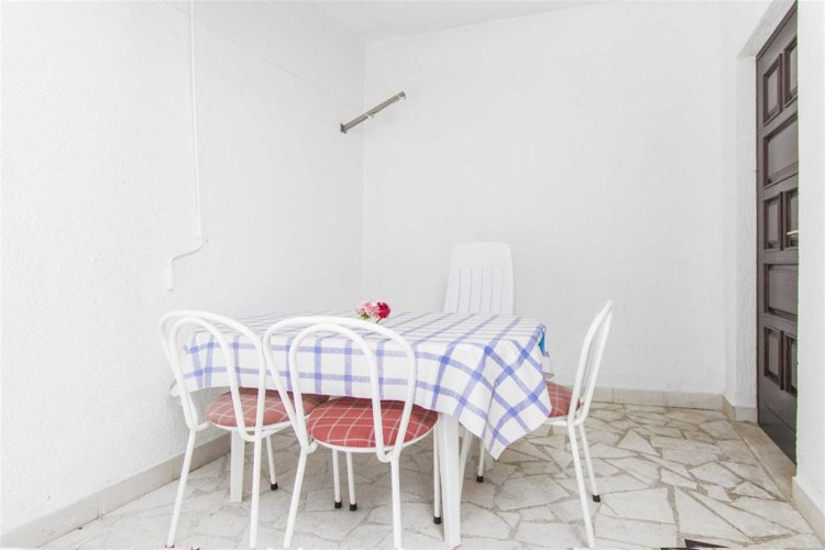 Skelin A4 studio no.1