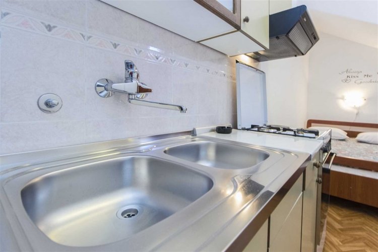 Skelin A2 studio no.2