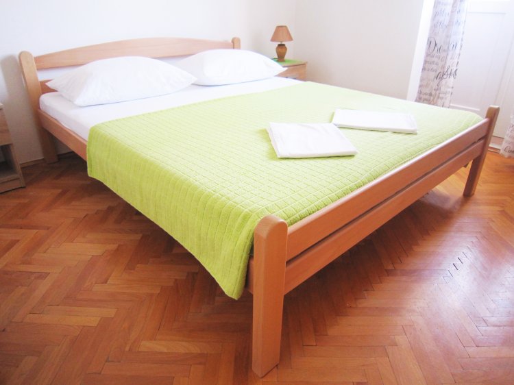 Ruža 4+1 (1003-RVR)