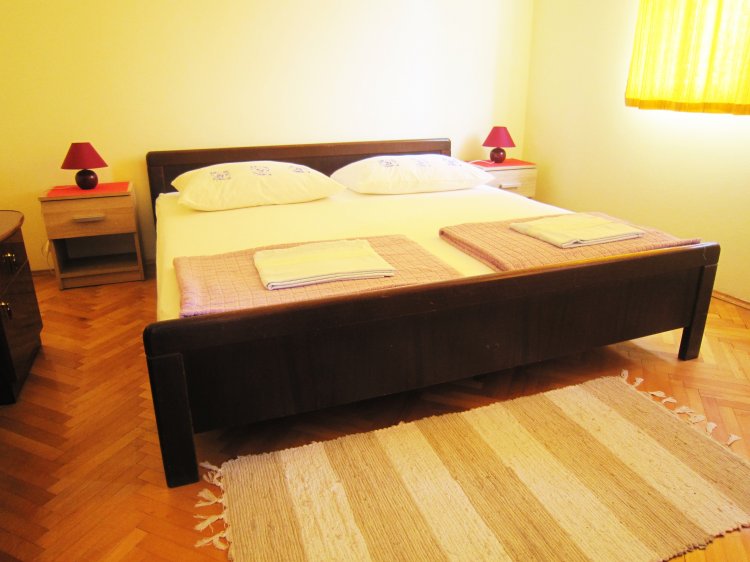 Ruža 4+1 (1003-RVR)