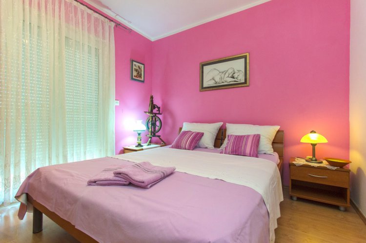 Nevo A4+2 no.2 (1009-MVF)