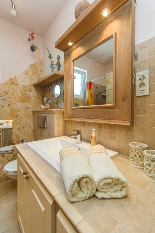 Nevo A4+2 no.2 (1009-MVF)