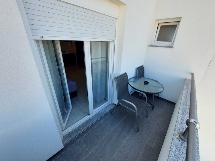 Daniel Studio no.4 (1012-DVS)