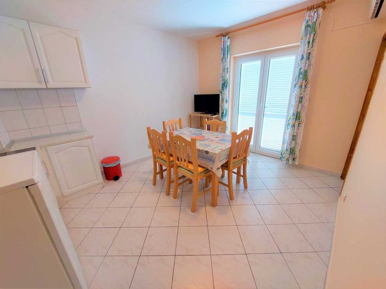 Neva A4 no.2 (1014-AVN-A2)