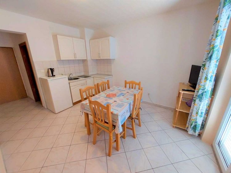 Neva A4 no.2 (1014-AVN-A2)