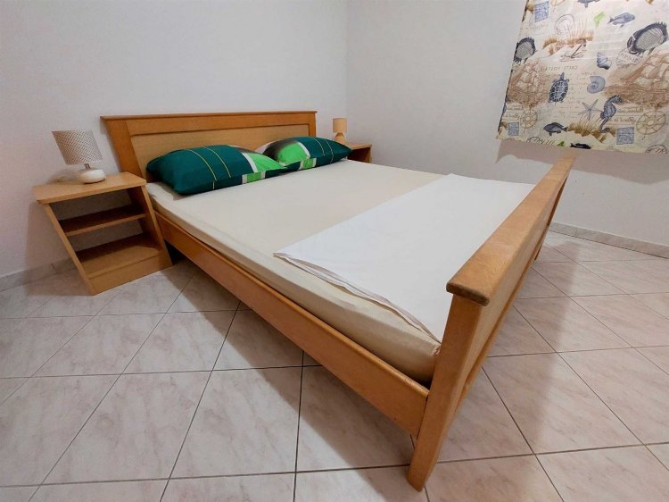 Neva A4+1 no.4 (1014-AVN-A4)