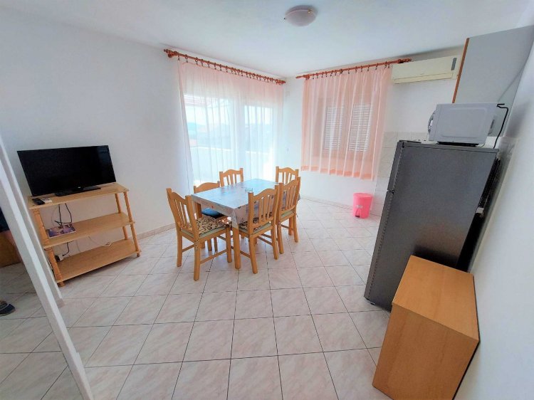 Neva A4+1 no.4 (1014-AVN-A4)