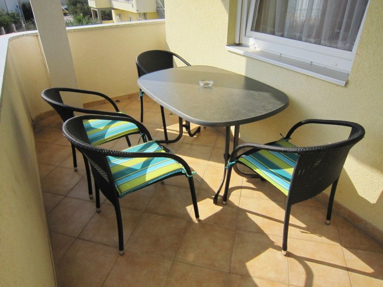 Milic A4+1 no.2 (1015-MVI)