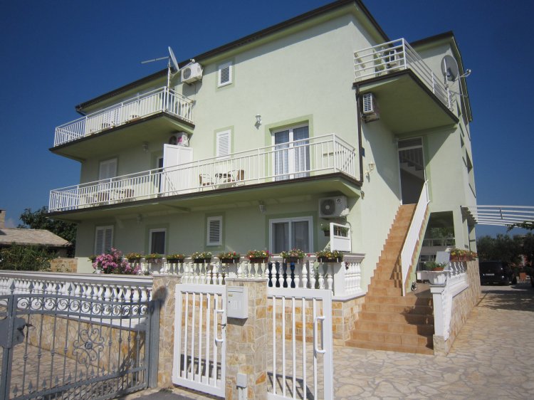 Bella Vita A4 no.3 (1001-IVČ-A3)
