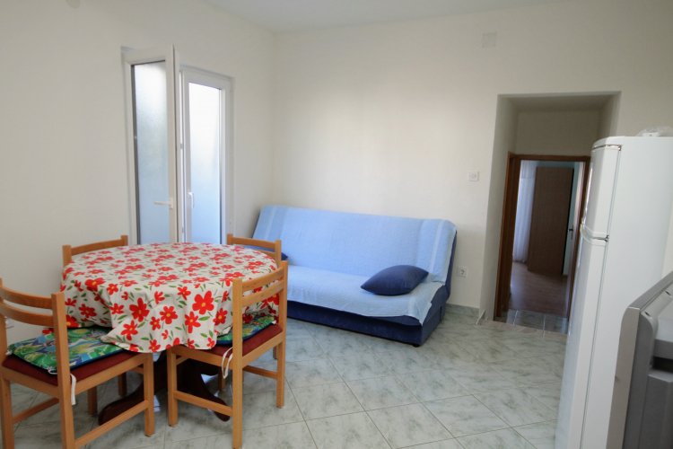 Two bedroom apartment with balcony and sea view Rogoznica (A-5269-b)