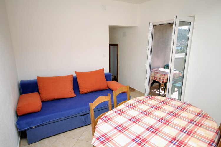 Two bedroom apartment with terrace and sea view Rogoznica (A-5269-c)