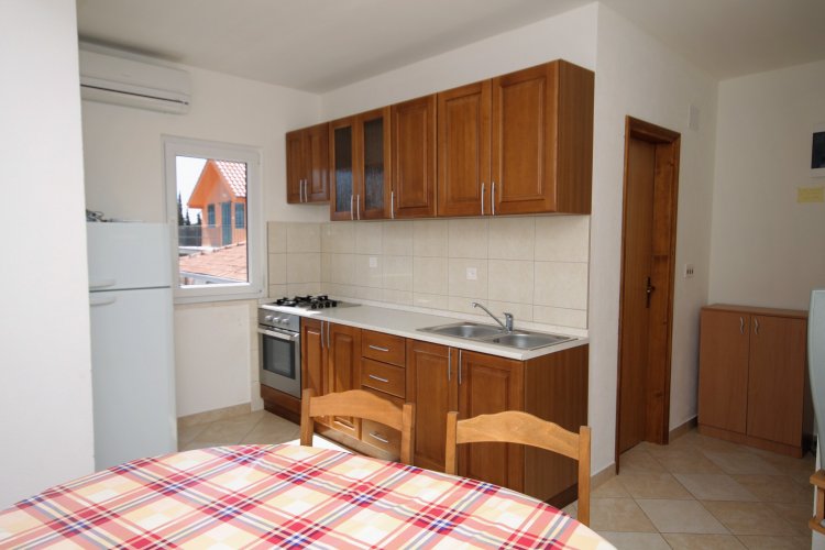 Two bedroom apartment with terrace and sea view Rogoznica (A-5269-c)