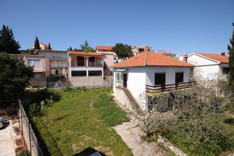 Two bedroom apartment with terrace and sea view Rogoznica (A-5269-d)