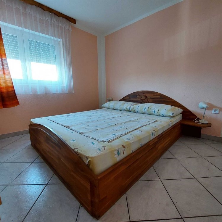 Popic A2+2 no.1 (1025-PVM-A1)