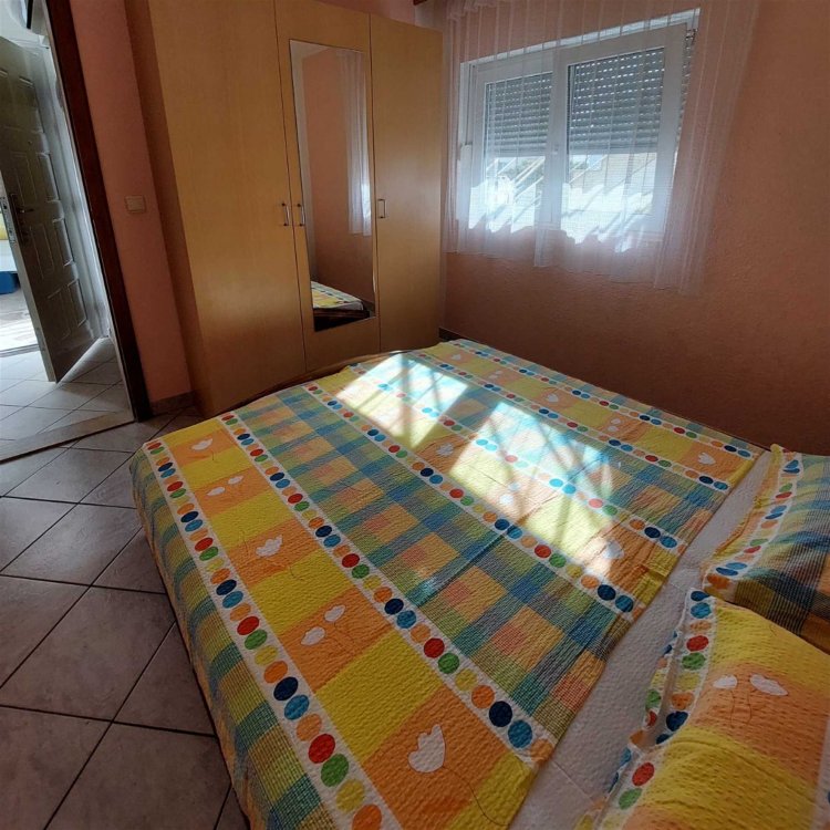 Popic A2+2 no.2 (1025-PVM-A2)