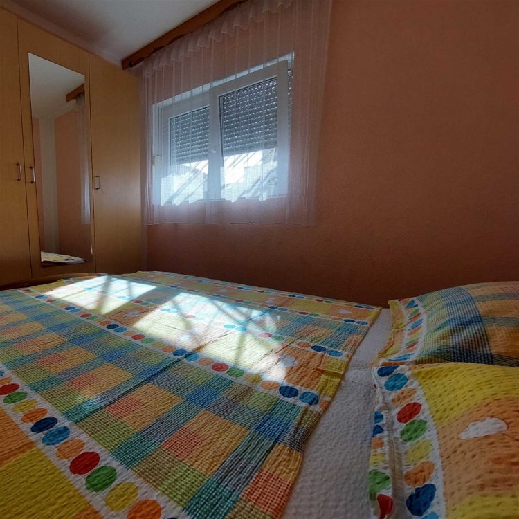 Popic A2+2 no.2 (1025-PVM-A2)