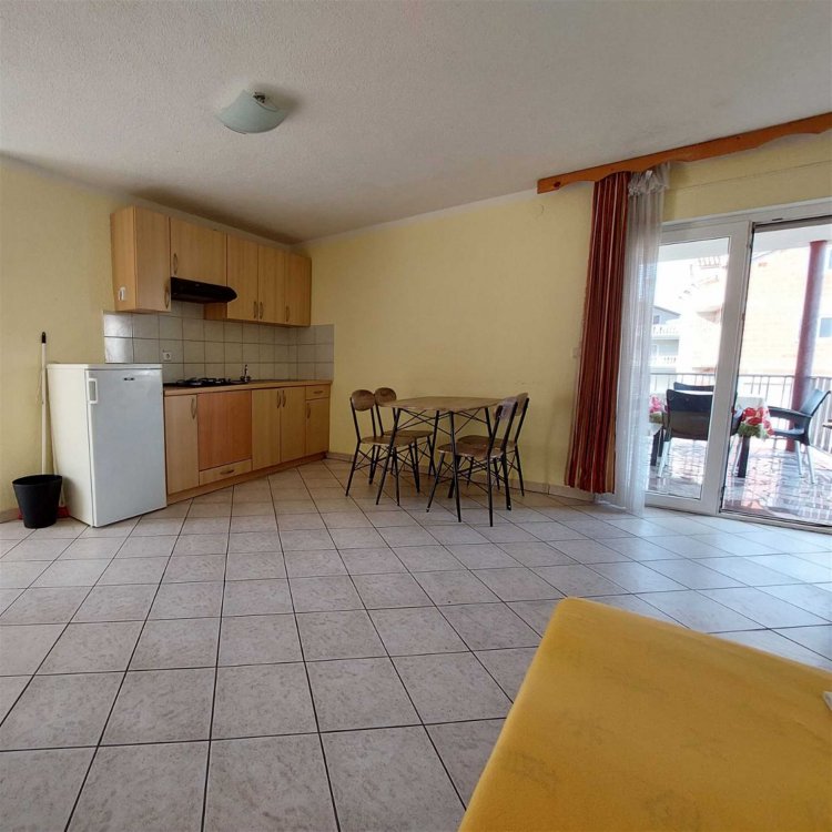 Popic A2+2 no.2 (1025-PVM-A2)