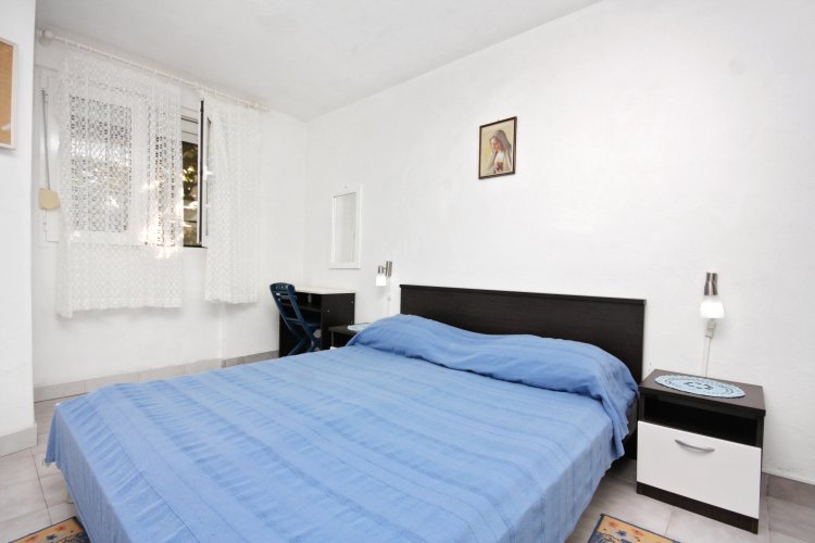 One bedroom apartment near beach Sukošan, Zadar (A-5819-c)