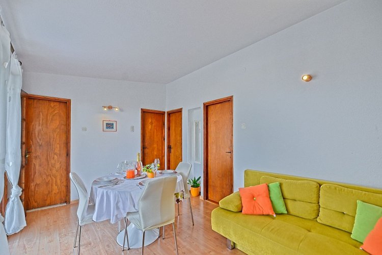 Two bedroom house with terrace and sea view Postira, Brač (K-6052)