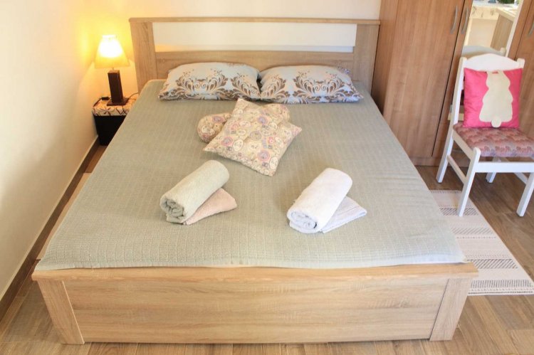 Apartment Garden house A2+1