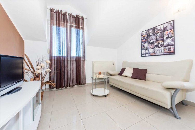 Helena Lux apartment A2