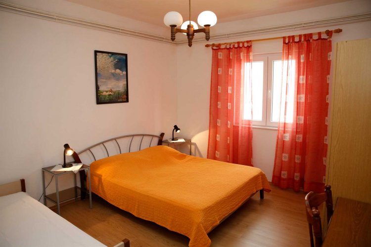 Apartment Arapov A4+1