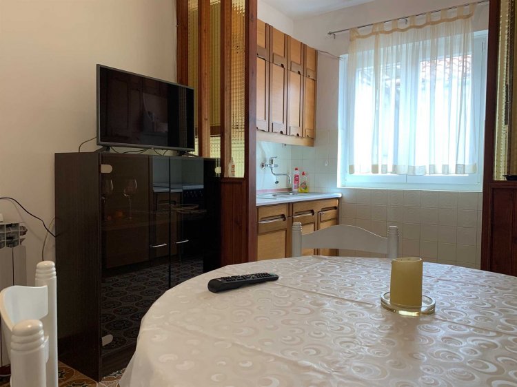 Grgo A4+1 1.kat (1018-AVG)