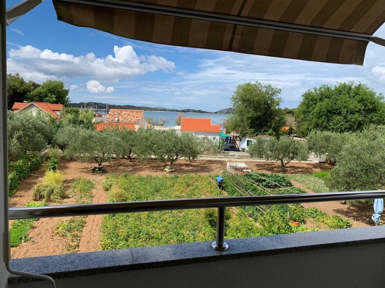 Grgo A4+1 1.kat (1018-AVG)