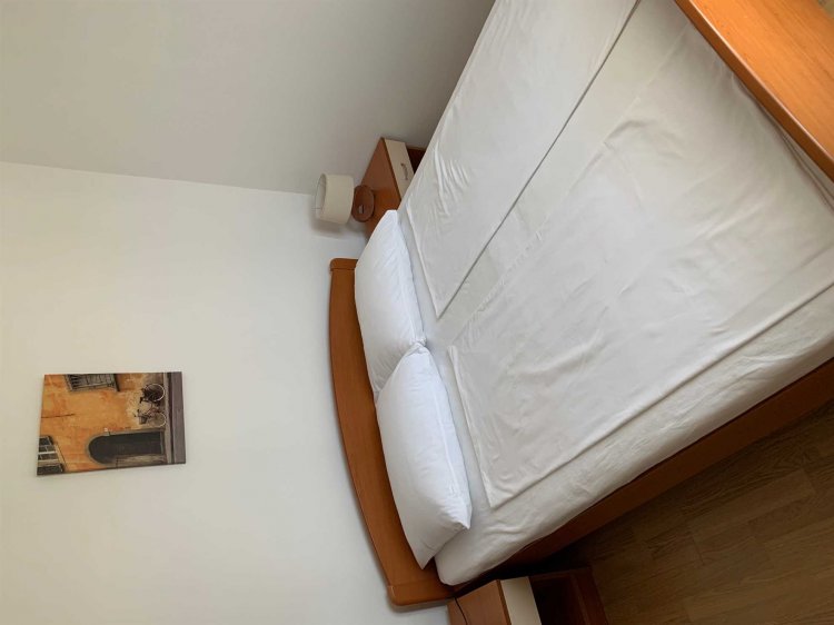 App Jerko A4 (1037-JVB-A2)