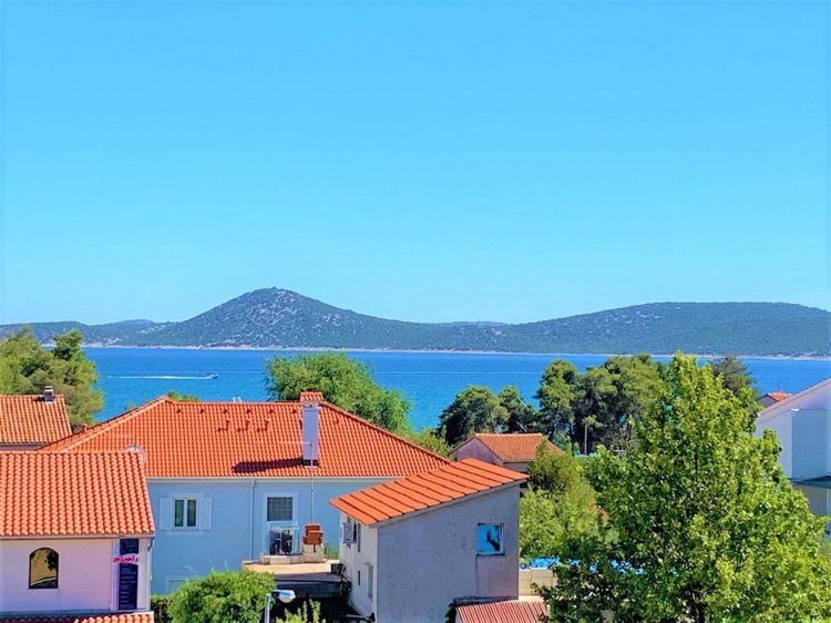 Roca A4+1 (1038-AVR-)