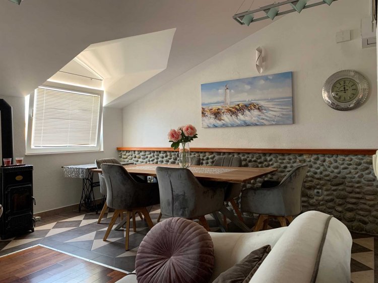 App Zrinka A6 (1037-JVB-A4)