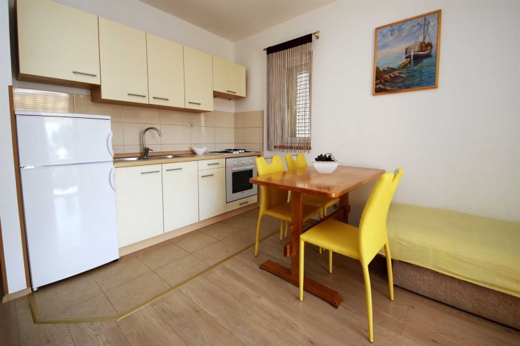 Apartment Mladena A2+2 no.3