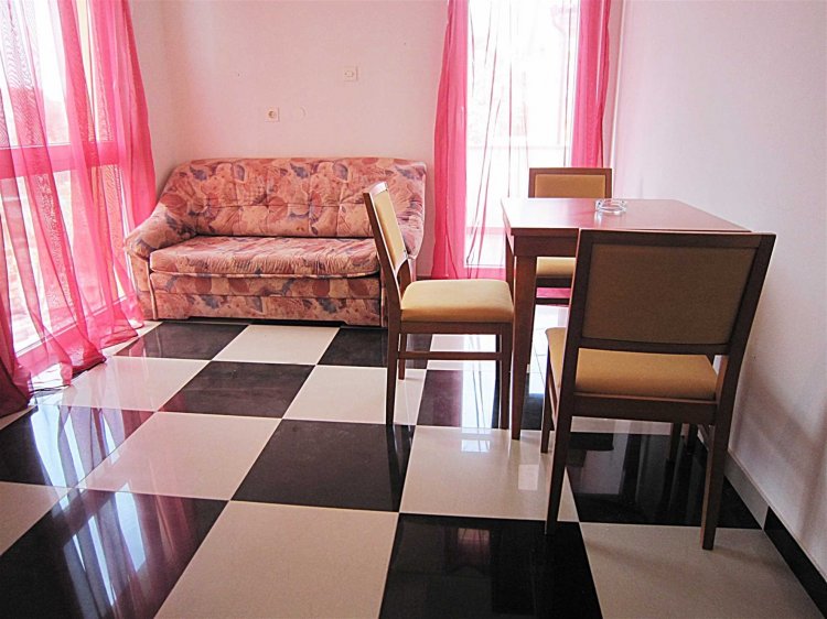 Rose apartment 2+2 no.2