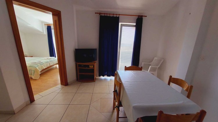 Apartment Helena no.1 4+1 ČSAD