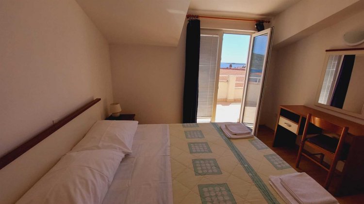 Apartment Helena no.1 4+1 ČSAD