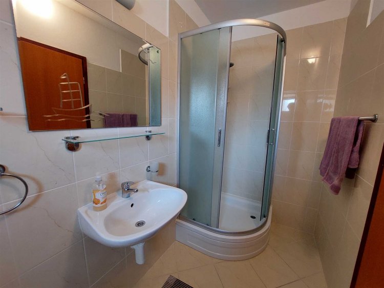 Apartment Jure A4+1 no.2 drugi kat