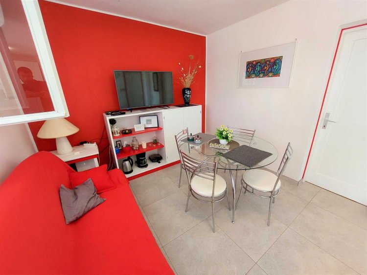 Sea front holiday home Boby 4+1