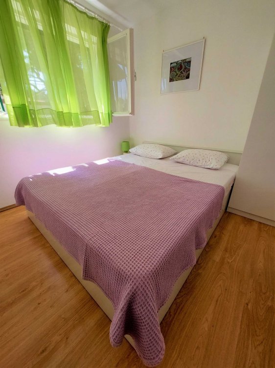 Sea front holiday home Boby 4+1