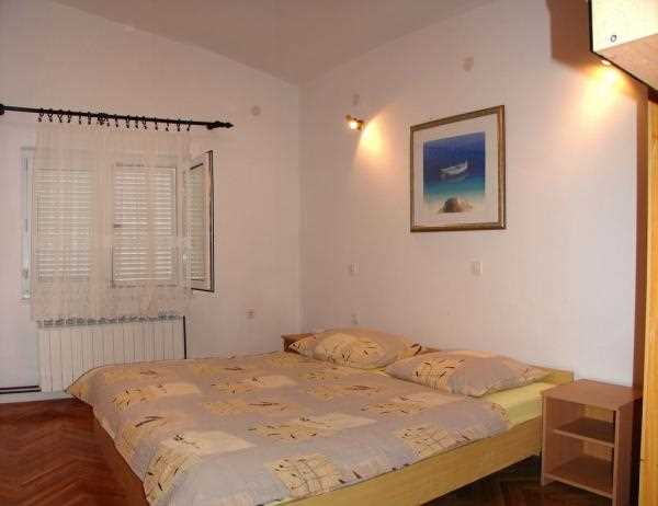 App Klisovic A4+2 no.1