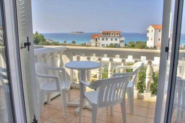 App Klisovic A4+2 no.1