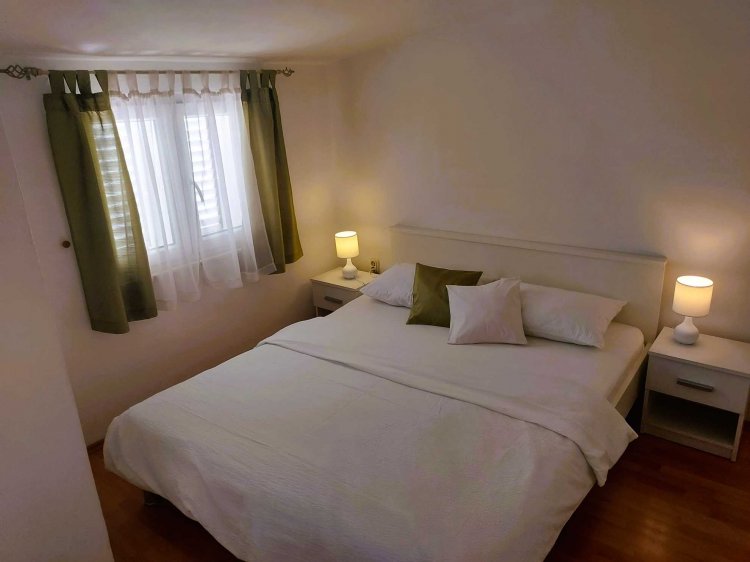 Apartment Madlena A2+2 Šibenik