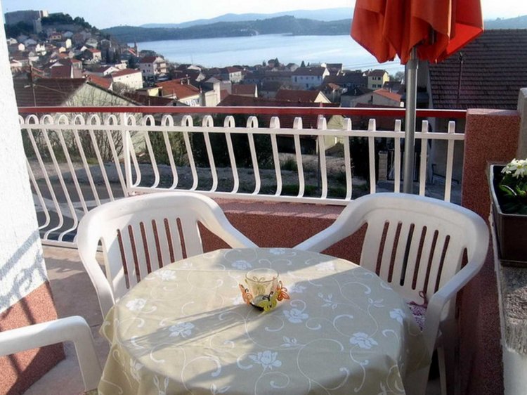 Apartment Madlena A2+2 Šibenik