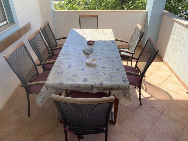 Apartment Jukic A6+2 no.2