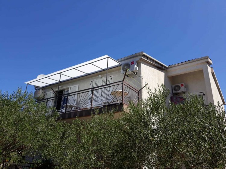 Apartment Vedris Srima A2