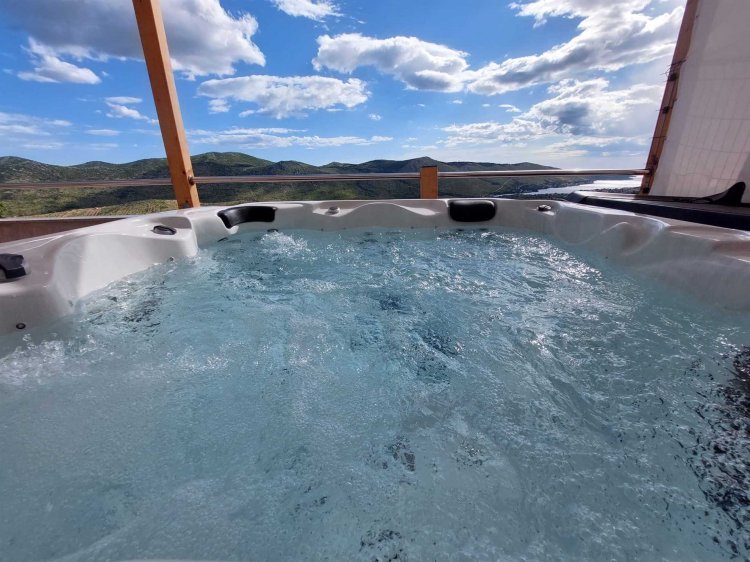 Konobe Holiday home - Sunset