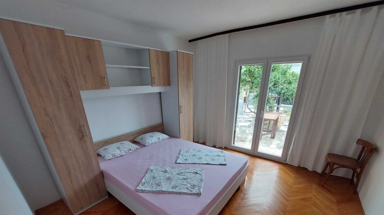 Apartment Loza 4+1 prizemlje no.1