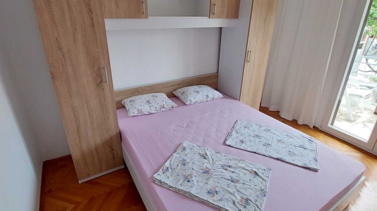 Apartment Loza 4+1 prizemlje no.1