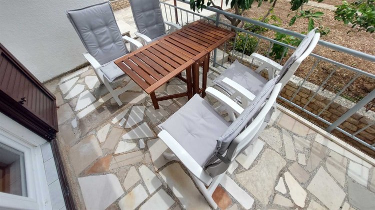 Apartment Loza 4+1 prizemlje no.1