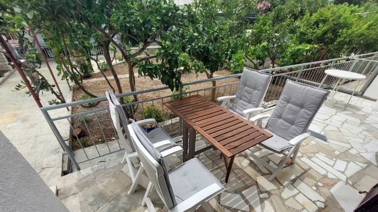 Apartment Loza 4+1 prizemlje no.1