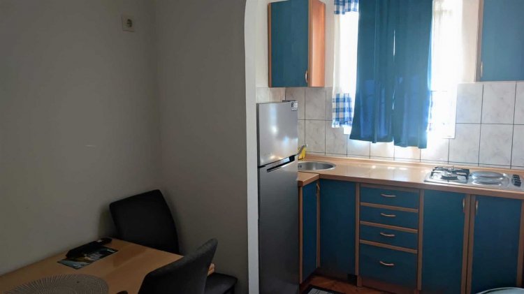 Marina Vodice A4+1 no.2